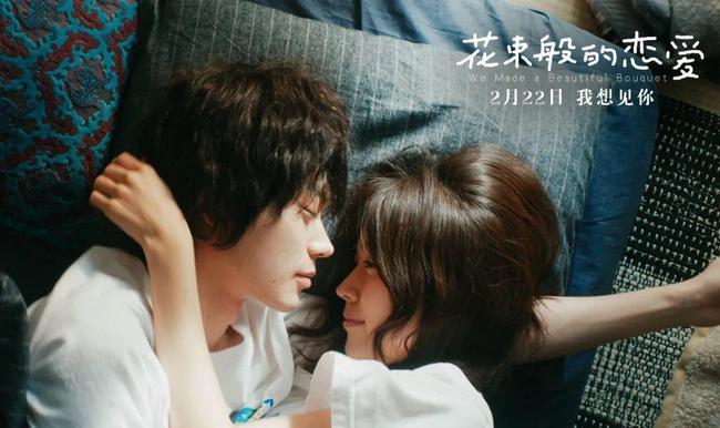 折叠屏手机应该做「小巧」还是做「大屏」？哪个未来最有可能形成趋势？